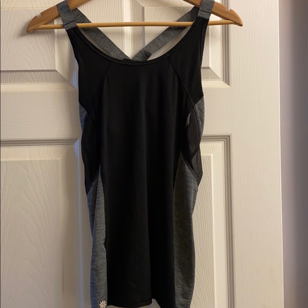 Athleta top